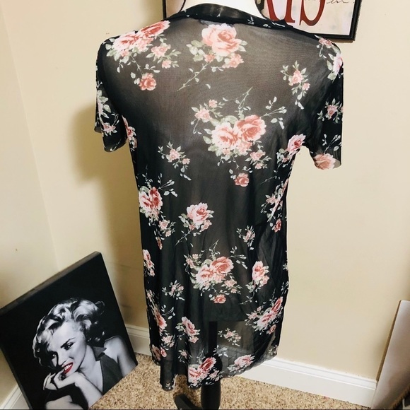 Full Tilt Floral Sheer Top - Picture 3 of 4
